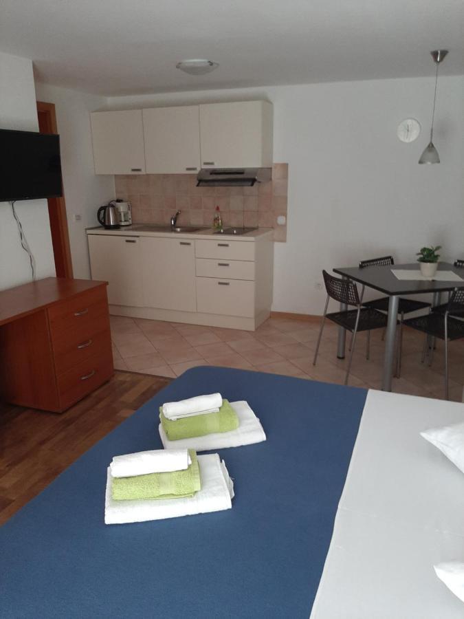 Old Town Cres Apartments Zewnętrze zdjęcie